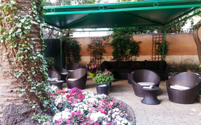 Hotel Oasis
