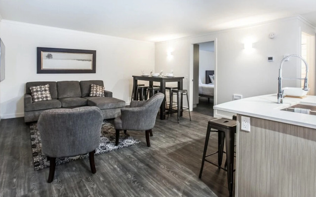 Novlan Suite by Revelstoke Vacations