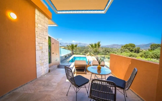Oleas Suite Moon Private Pool