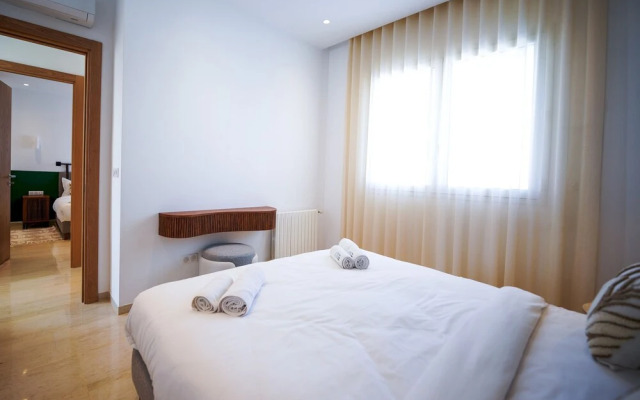 Villa Hermes Seaside and Luxurious