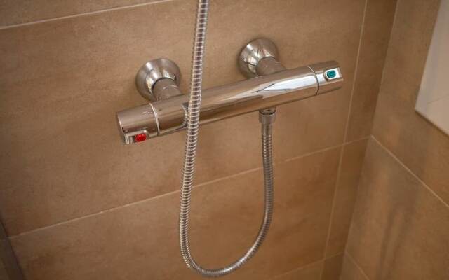 Comfortable Apartment Park Guell