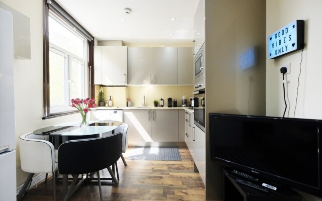 NEW 2BD Flat in Vibrant City Centre Camden!