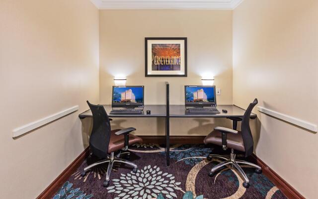 Staybridge Suites San Antonio Downtown Conv Ctr, an IHG Hotel