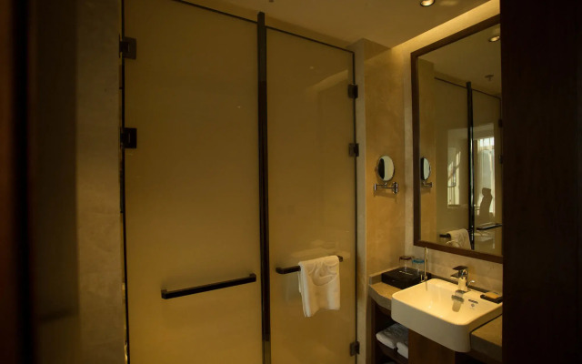 Yantai Dexin International Hotel