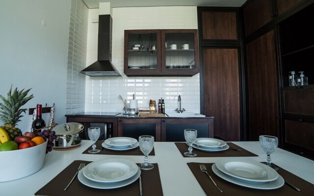 Tripas-Coração, Clérigos Apartment