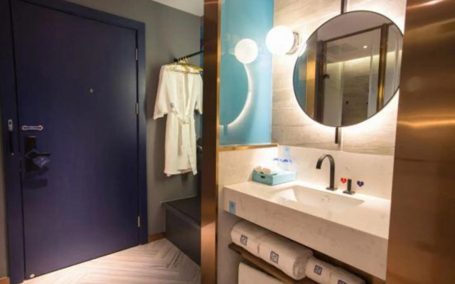 Lan'ou Hotel (Sapporo High-speed Railway Station)