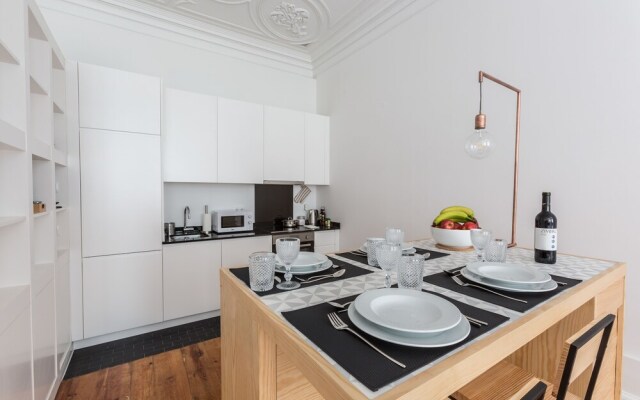 Tripas-Coração, Rosário Apartments