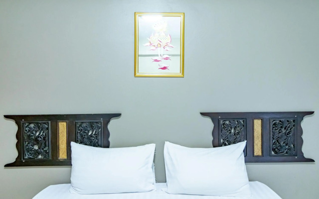 Silver Gold Garden Suvarnabhumi Airport Hotel