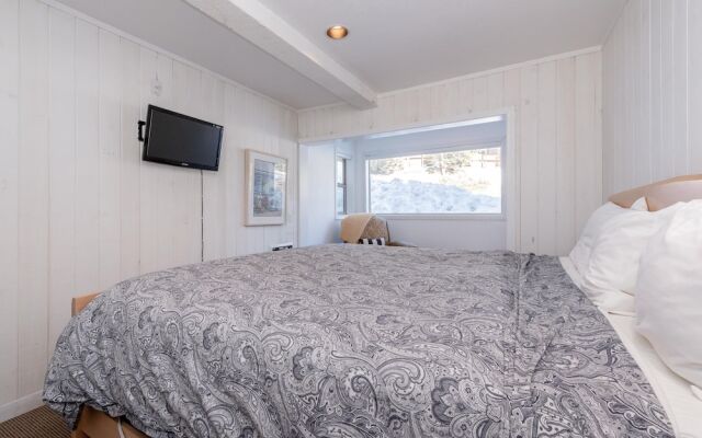 Chamonix #62 Bldg. D