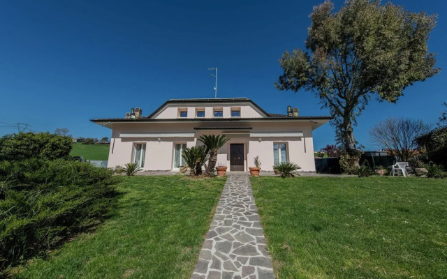 Villa Ninfea Lux Tavullia, Jacuzzi, Garden, Wifi, Ac