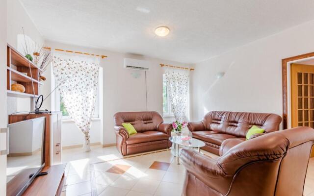 Apartment Magdalena