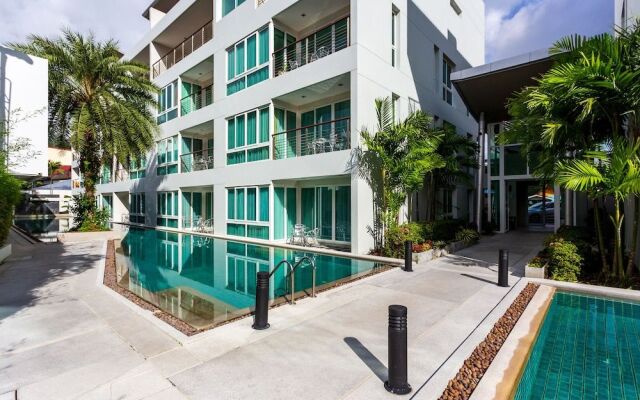 The Palms Kamala by Lofty