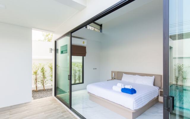 Skypool Villa
