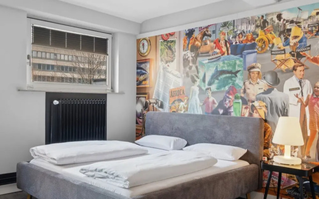 The Room 44