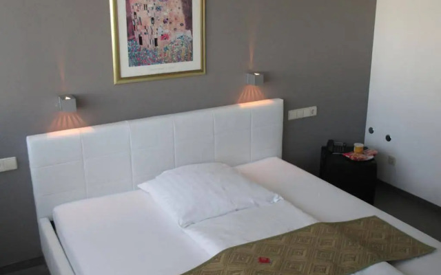 Businesshotel & Appartements Stuttgart-Vaihingen