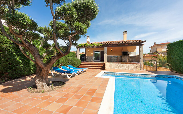 Holiday Home Eva