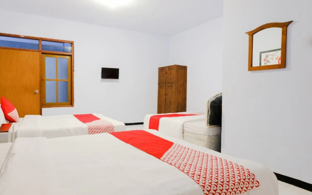 OYO 421 Alianda Guest House Syariah