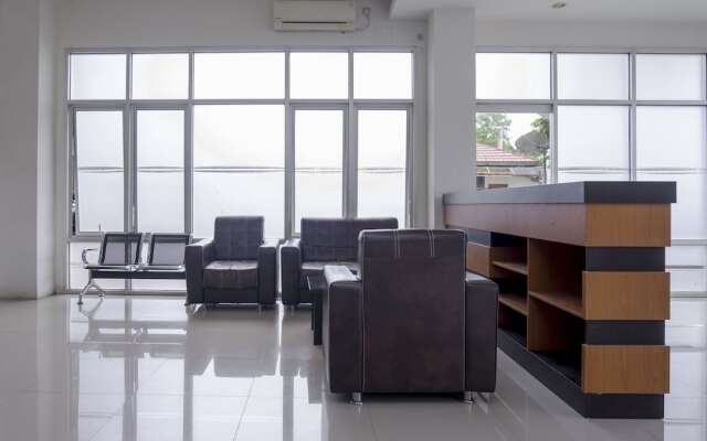 OYO 2695 D'es Guest House