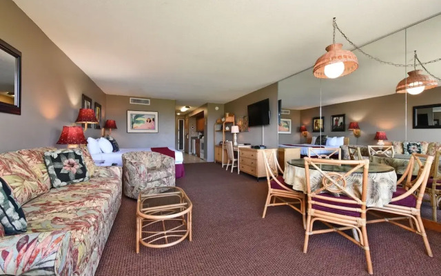 Maui Kaanapali S #a317 Studio Bedroom Condo by RedAwning