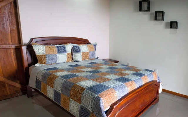 Almore Hotel