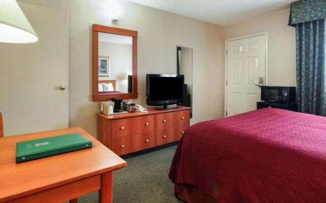 Quality Inn Airport East