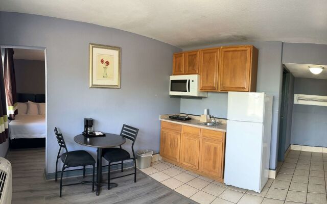 Americas Best Value Inn & Suites Groves Port Arthur