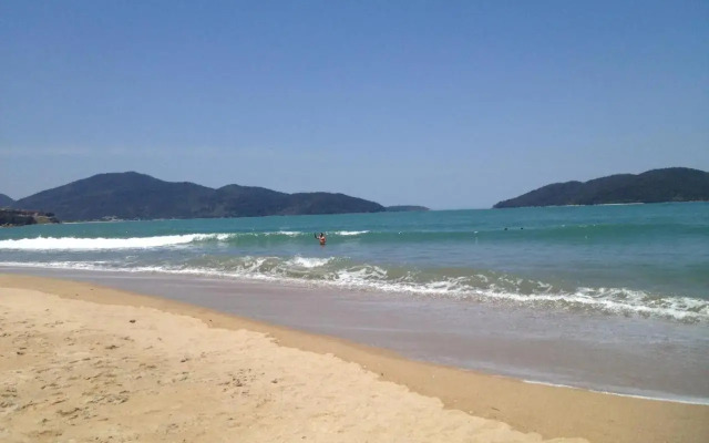 Casa Próxima à Praia Da Cocanha