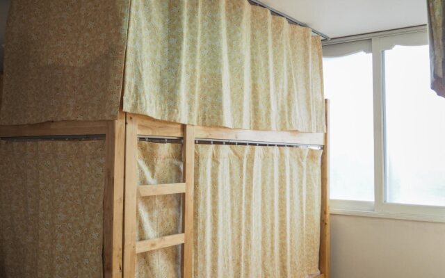 Yellow Guesthouse
