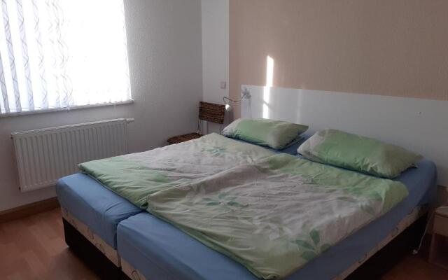 Ferienwohnung - August-Bebel-Str. 19