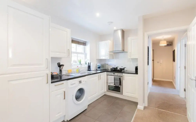 Velvet 2-bedroom Apartment, Brewery Road, Hoddesdon