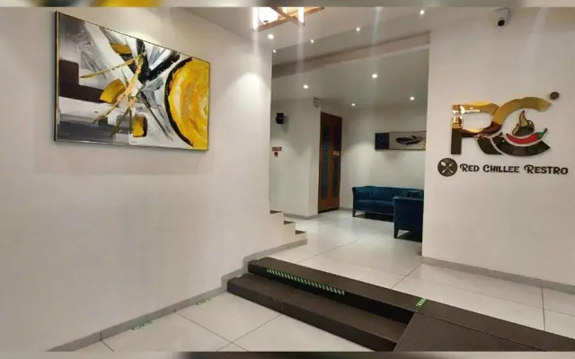 Hotel Red Chillee Restro