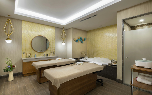 DoubleTree By Hilton Antalya City Centre