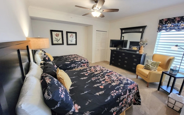 2307 Royale Palms 3 Bedroom Condo