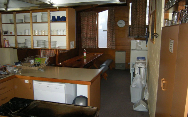 Aneeki Ski Lodge