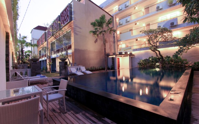 Transera Kamini Legian