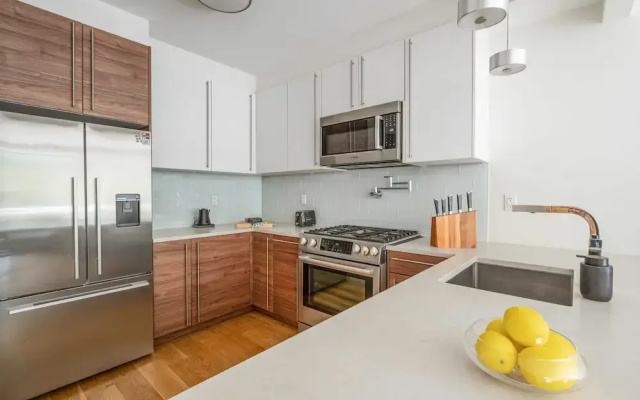 Withers by Rove Travel 1BR Williamsburg Apt