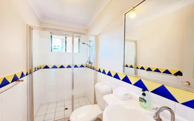 Karana Palms Self Contained Apartments