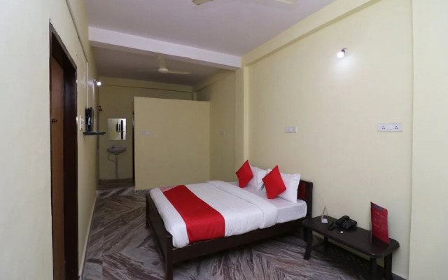 SPOT ON 27004 Hotel Om Sai Plaza