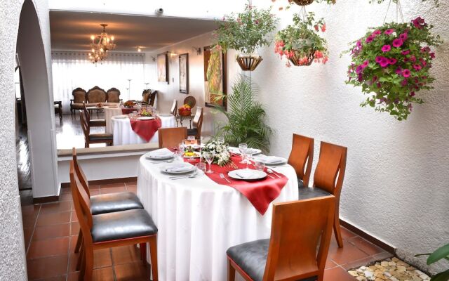 CM House - Hotel Moreno