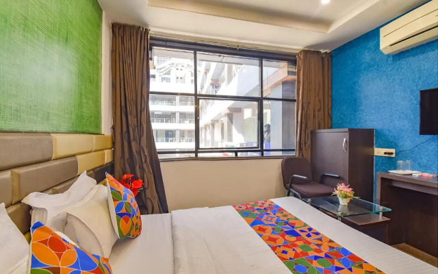 Fabexpress Silver Plaza