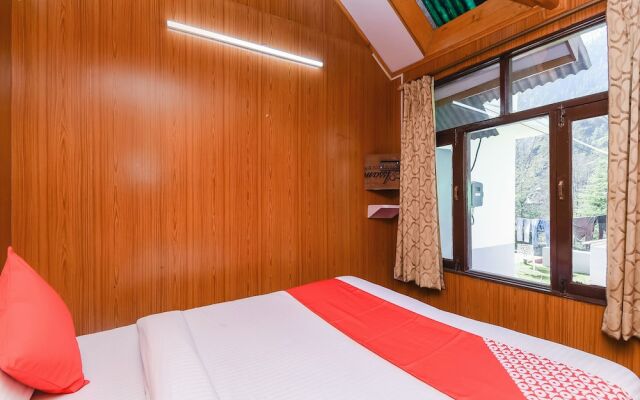 OYO 9480 Sun N Snow Resort