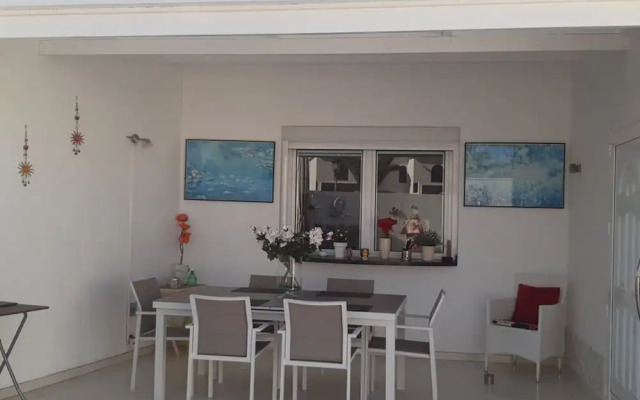 Villa Amelie Comfortable Holiday Residence