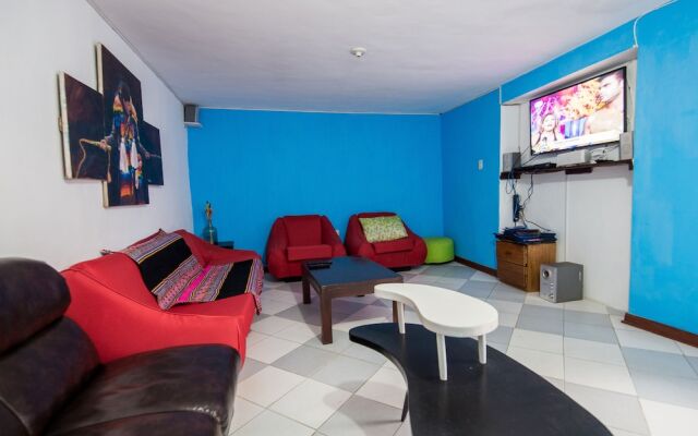 Tupackers Hostel