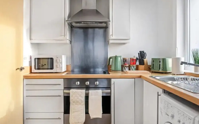 Apartmentsleeps4-parking-wifi-petfriendly-citystay