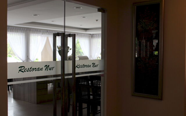Hotel Nur Miri