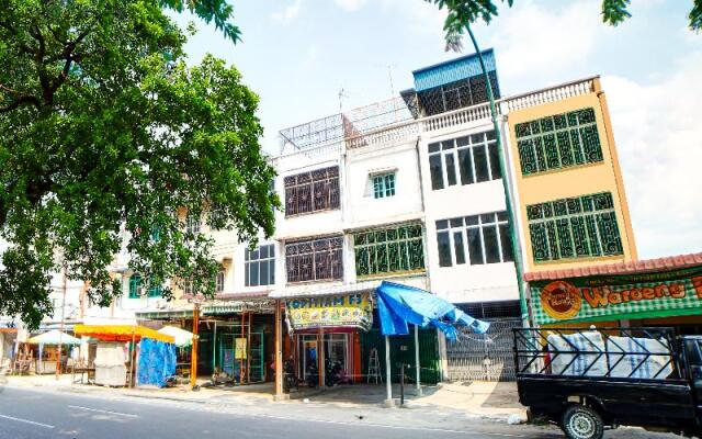 RedDoorz Near RSUD Dr Pringadi Medan 3