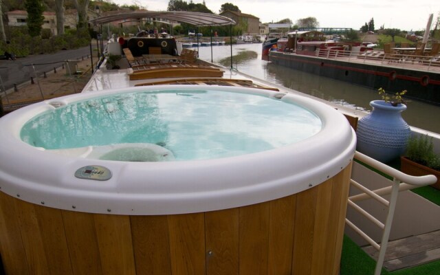 Barge Tango