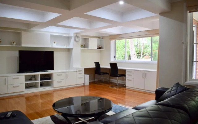 Idyllic & Spacious Family Home