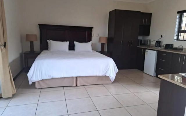 29 on St James Colonial Guest Lodge