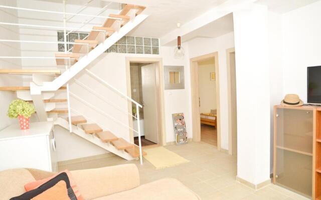 Apartment Yellow House